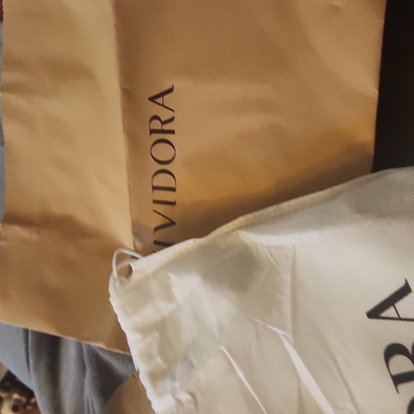 Vividora small handbag, trendy crescent shoulder bag with top handle - Picture 6 of 6